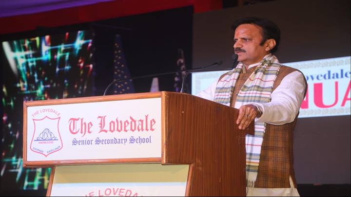 शिक्षा संस्कार युक्त होनी चाहिए - उप मुख्यमंत्री श्री शुक्ल